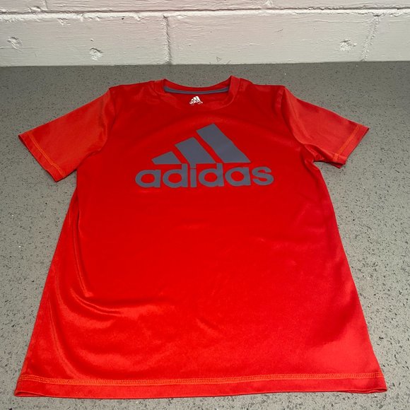 Red Adidas Short Sleeve T-Shirt Size: Kids Medium - Picture 1 of 8
